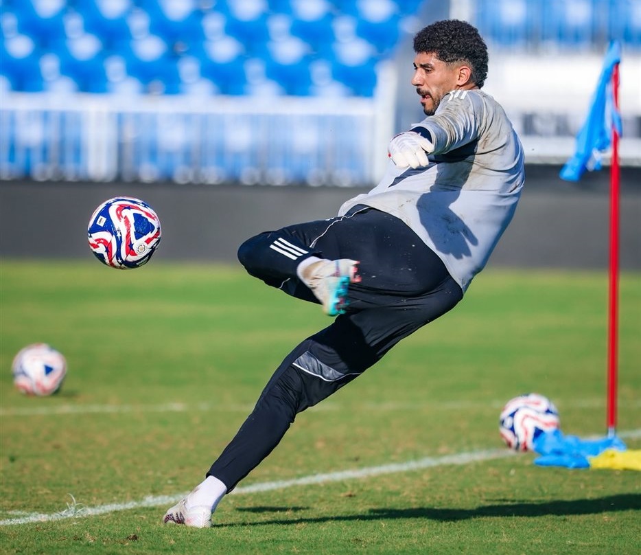 تعرف على قائمة الراحلين عن الأهلي المصري!