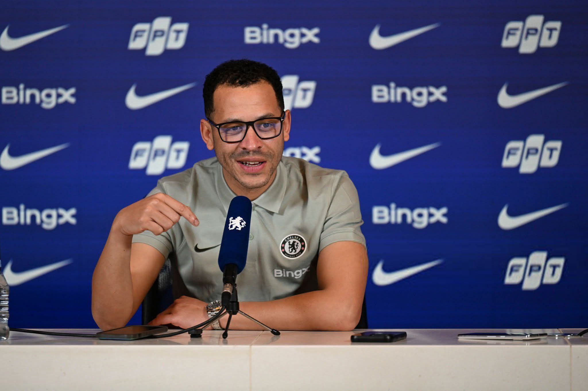 مدرب تشيلسي يقلل أهمية مواجهة آرسنال