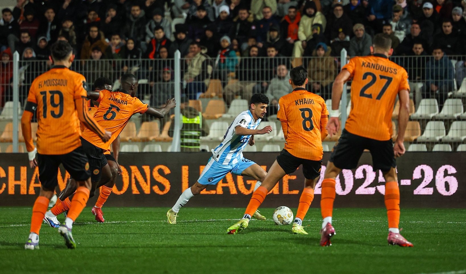 نهضة بركان وبيراميدز.. لا غالب ولا مغلوب!