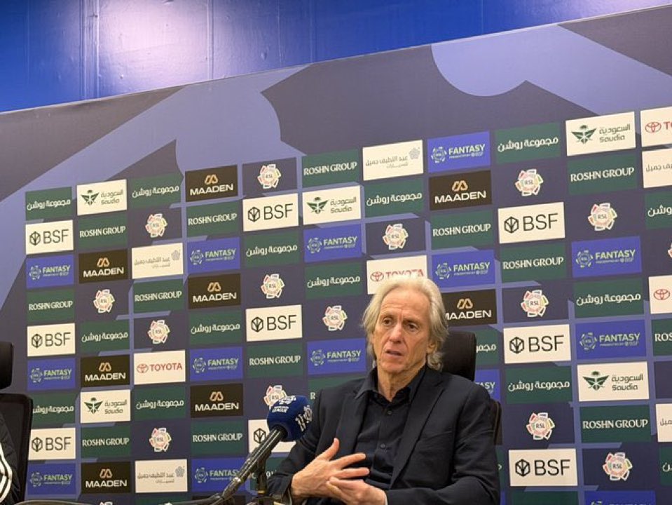 جيسوس يشكو ضغط المباريات بعد تخطي التعاون