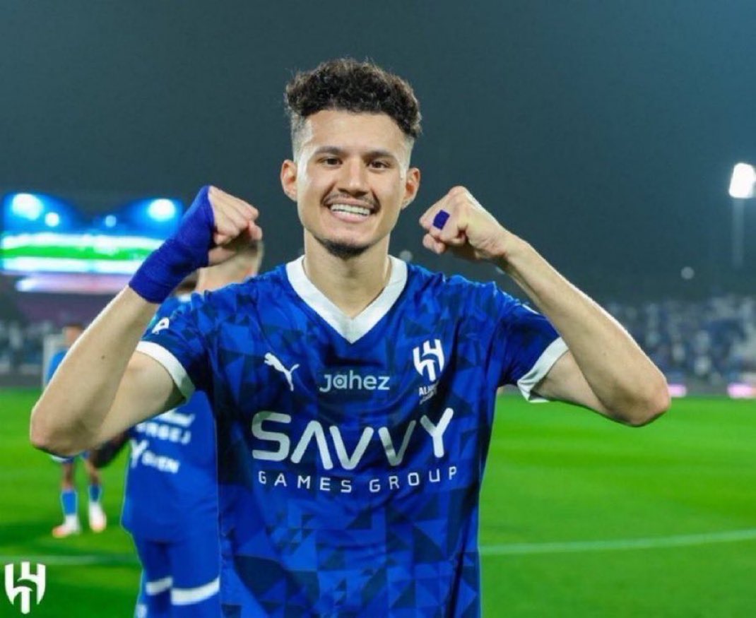 النصر يقترب من خطف نجم الهلال