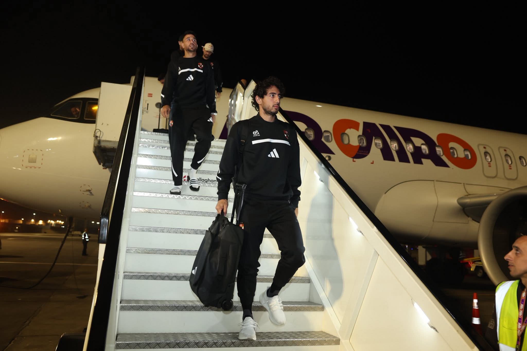 بعثة الأهلي تعود إلى القاهرة