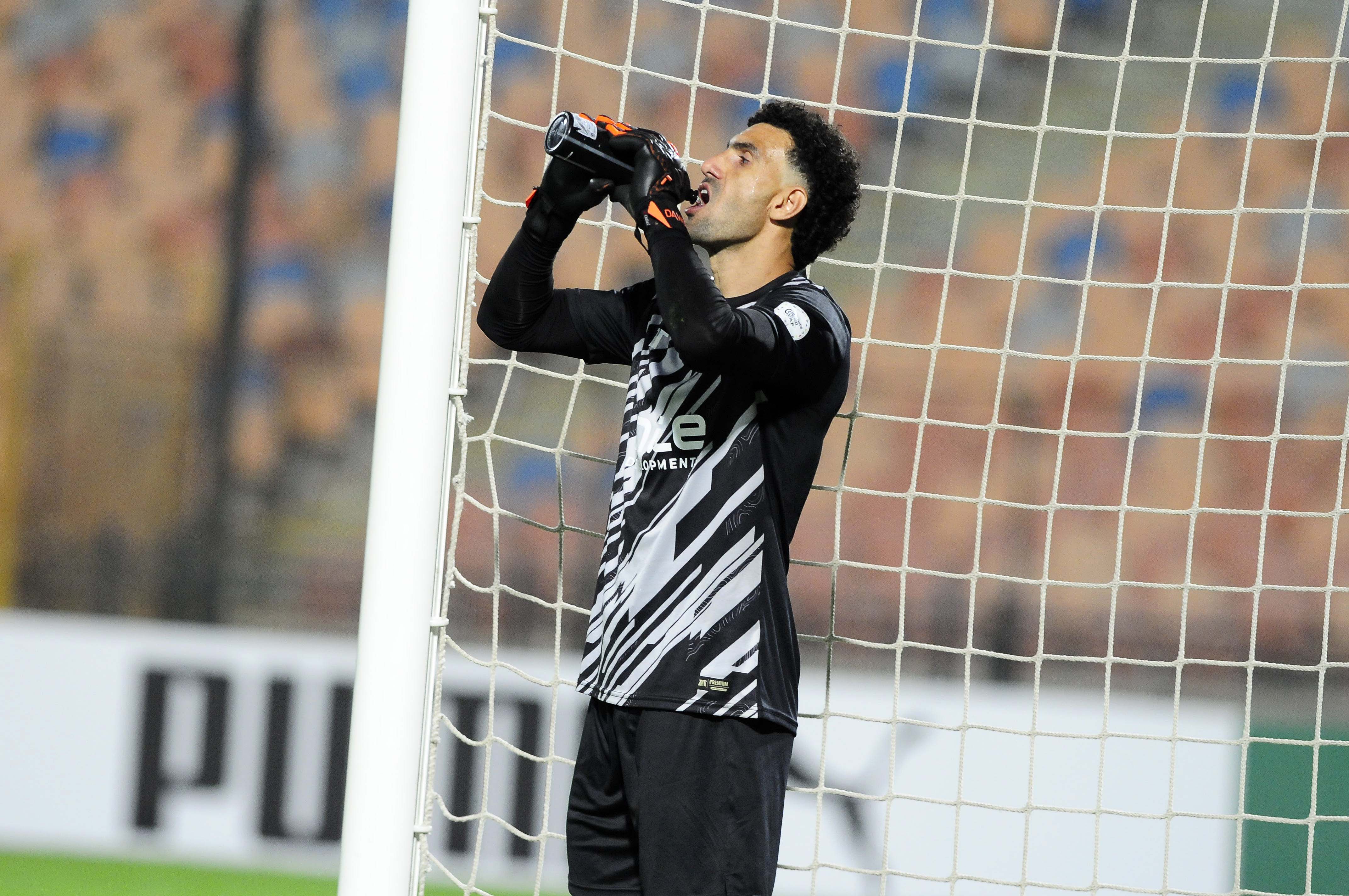 قرر إبعاده.. الزمالك يعاقب محمد عواد!