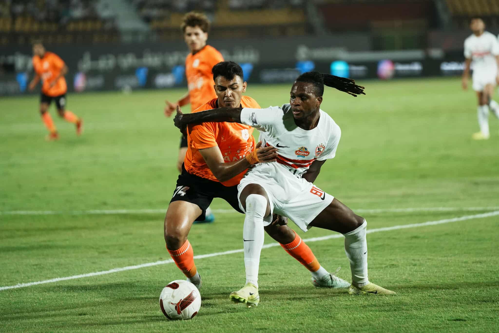 الزمالك يقرر إيقاف نجمه