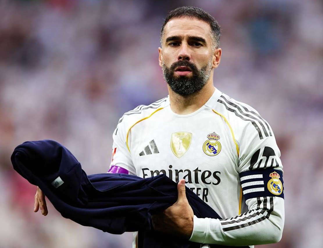 استمرار استبعاد كارفاخال يثير الجدل في الريال