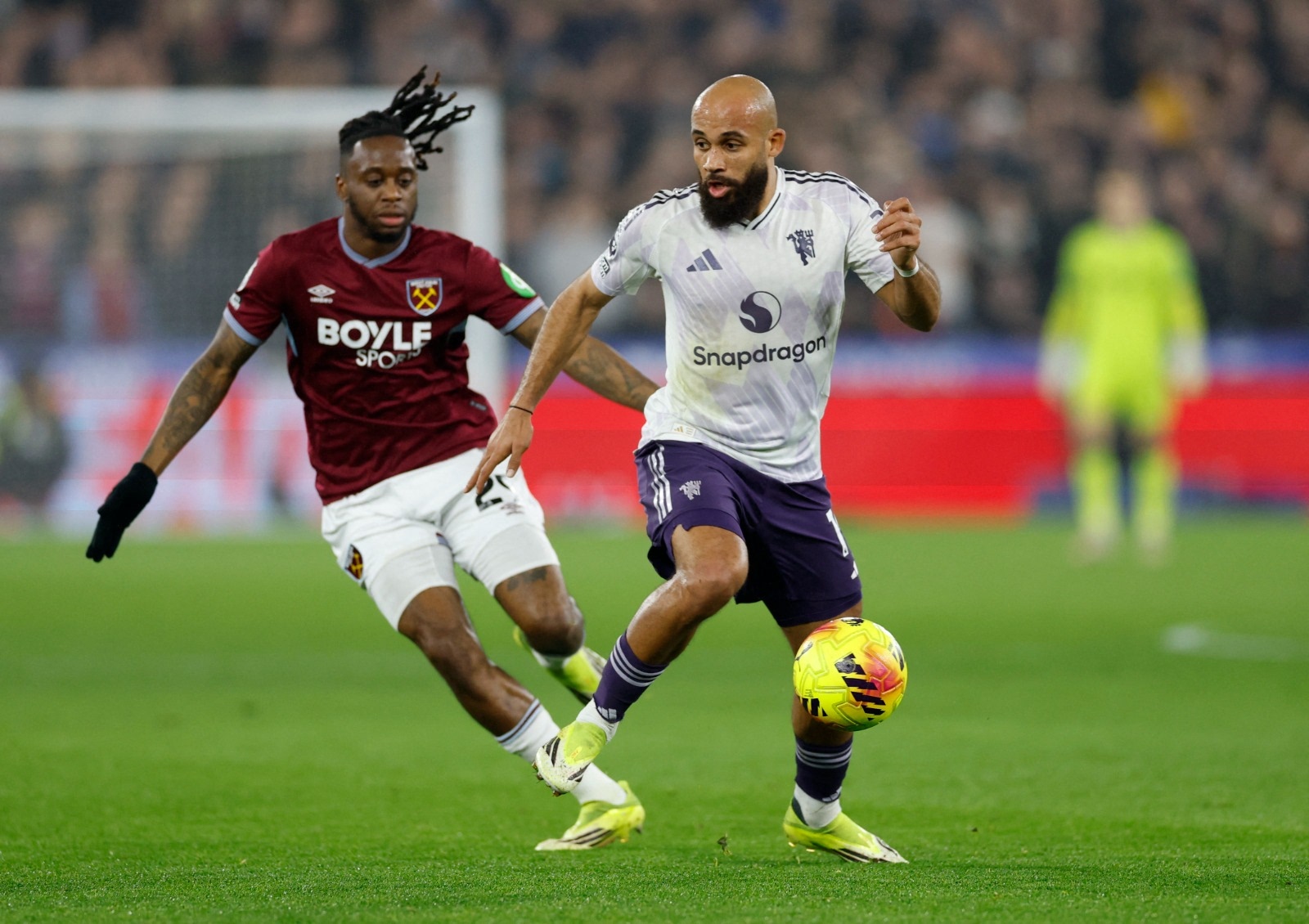 مانشستر يرفض الخسارة في عهد كاريك