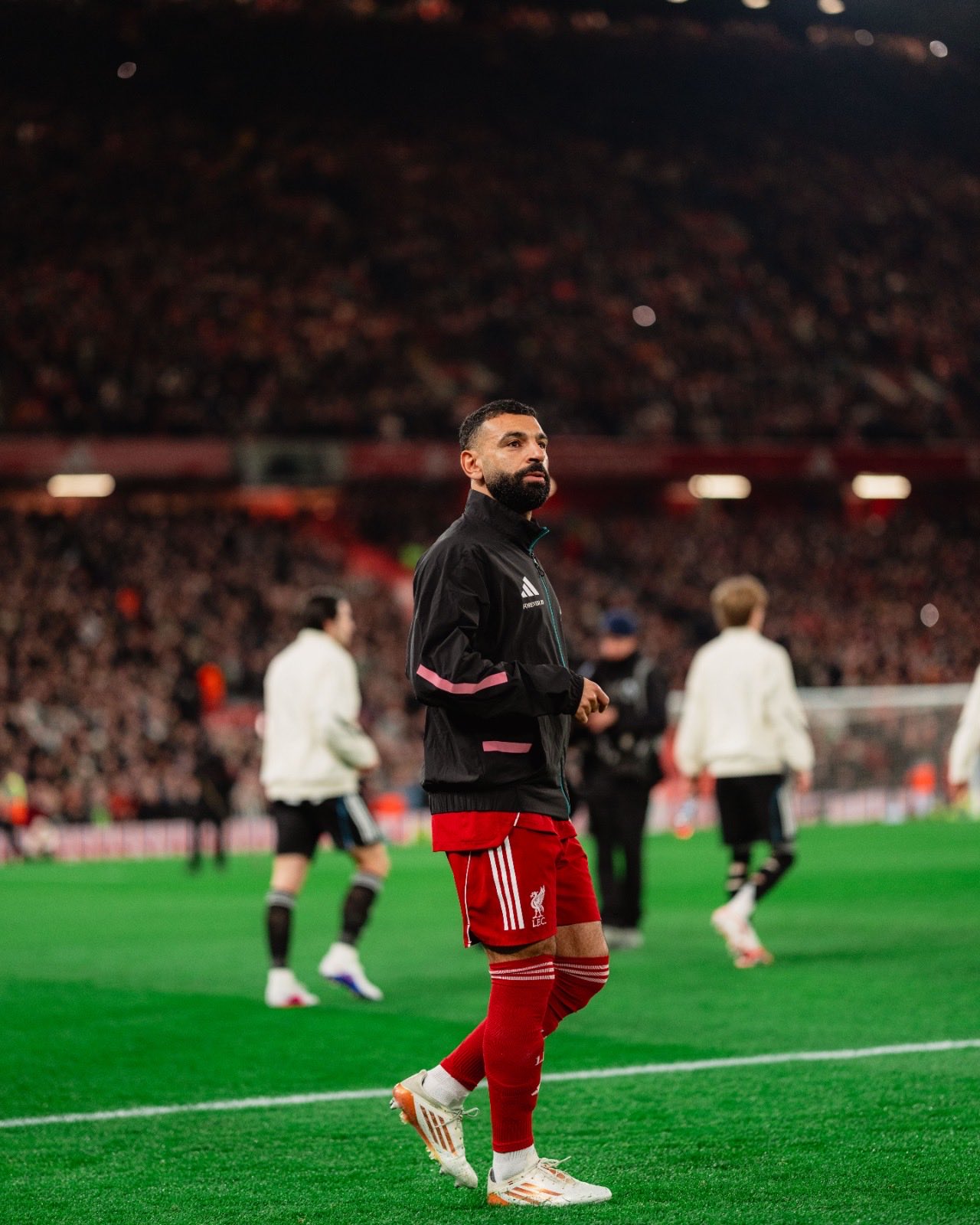 ليفربول يتخذ قرارًا حاسمًا بشأن محمد صلاح