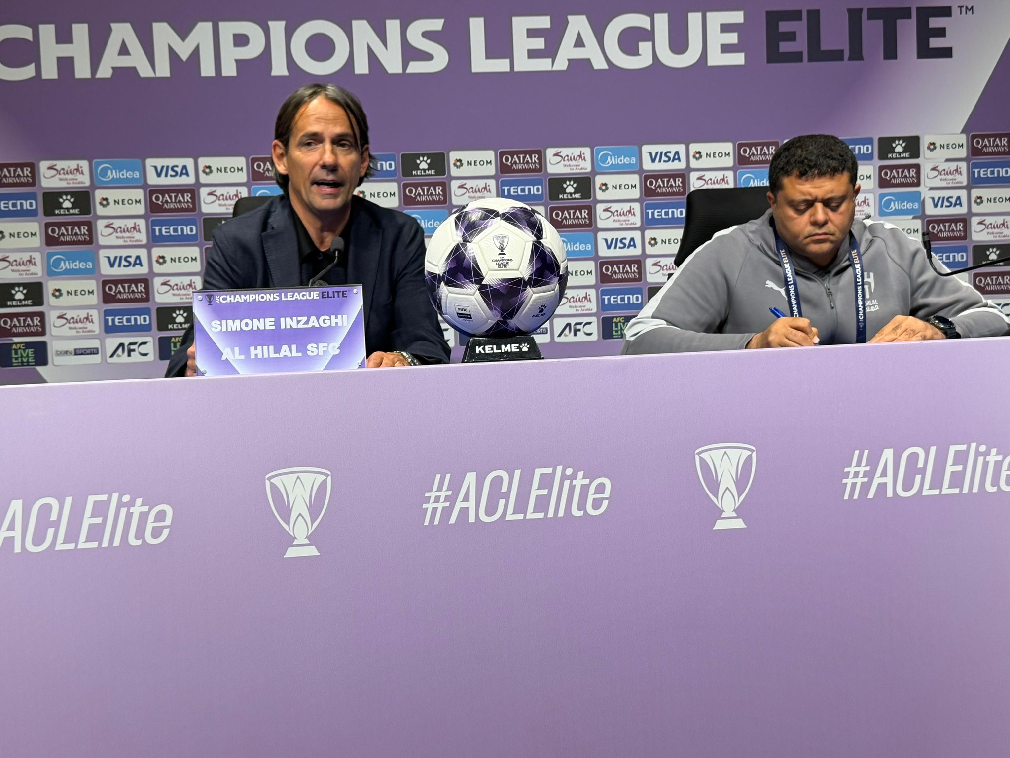 إنزاجي: حزين على نونيز.. وأجواء الهلال عائلية