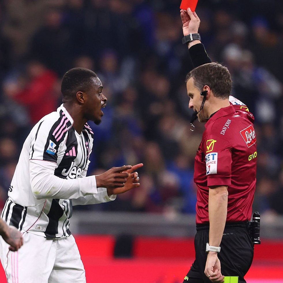 تهديدات بالقتل تطارد حكم ديربي إيطاليا!