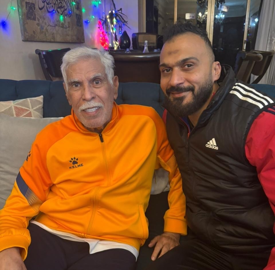 لفتة إنسانية.. إبراهيم سعيد يزور حسن شحاتة