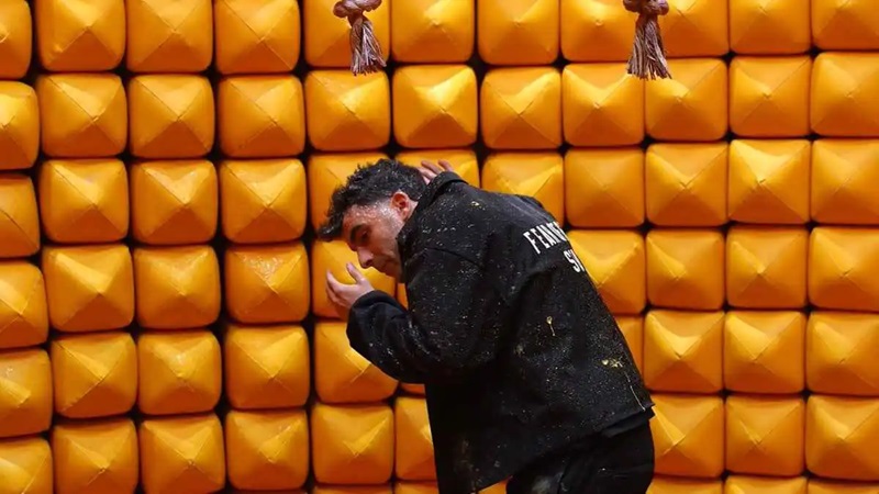 بسبب زيزو والأهلي.. أول شكوى ضد رامز جلال!