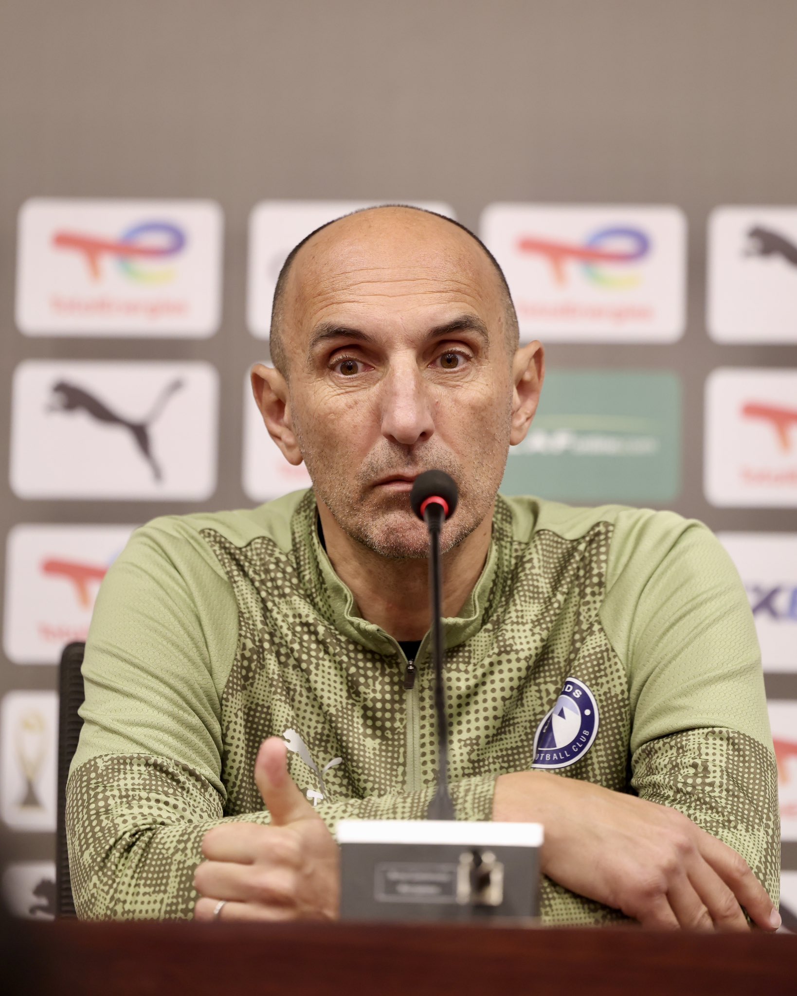 عقوبة منتظرة على مدرب بيراميدز.. لماذا؟