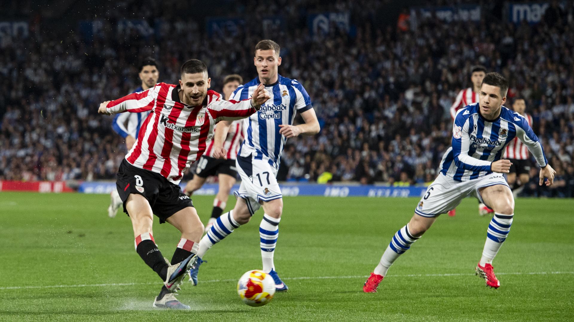 سوسيداد يتأهل لنهائي الكأس لمواجهة أتلتيكو