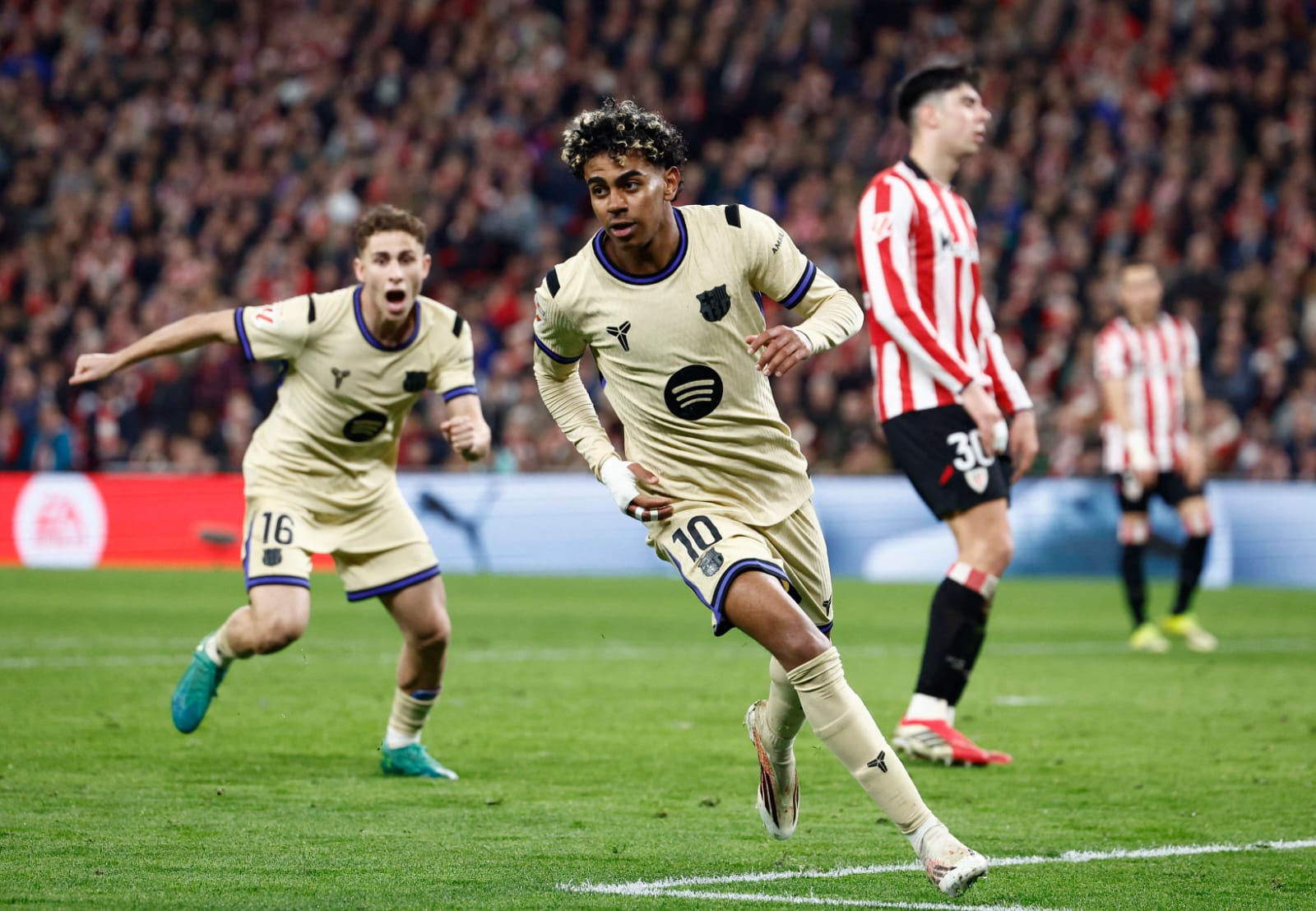 لامين يقود برشلونة لتعزيز صدارة الليجا