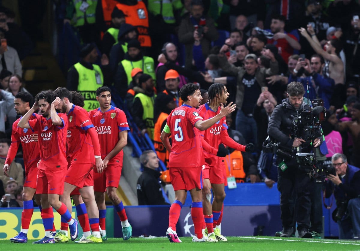 بثلاثية.. باريس في ربع نهائي دوري الأبطال