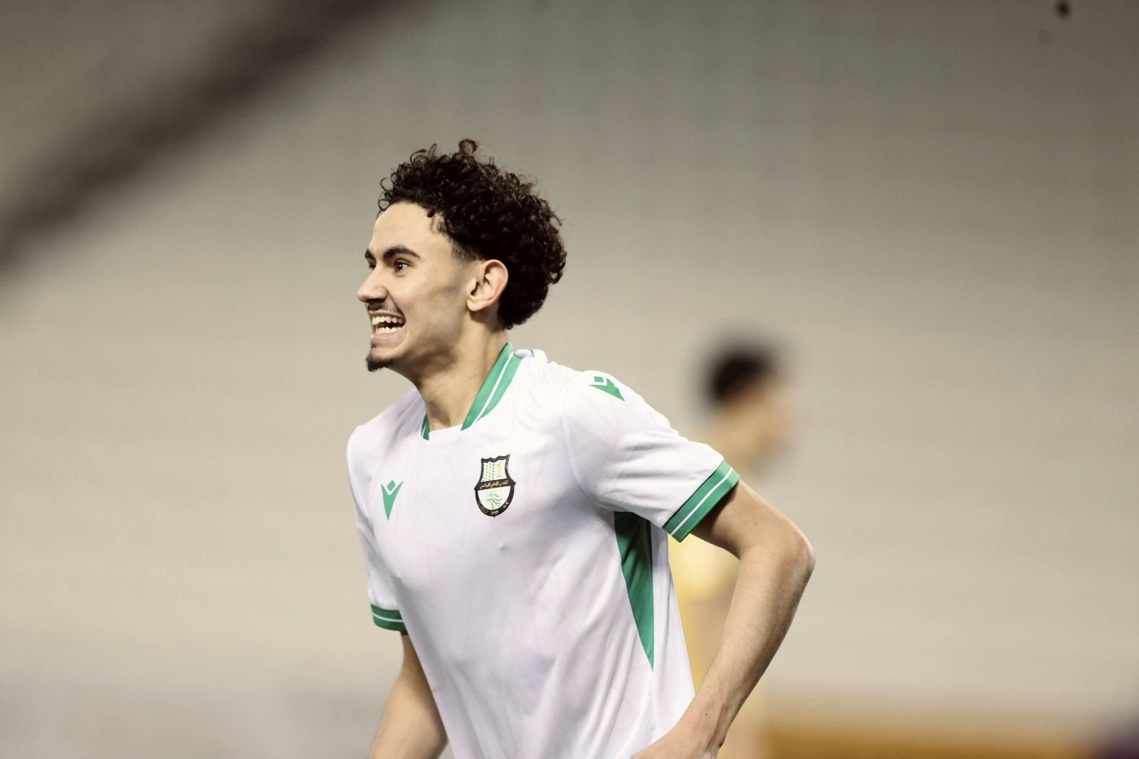 نجل حسين ياسر يقود الأهلي لعبور الغرافة