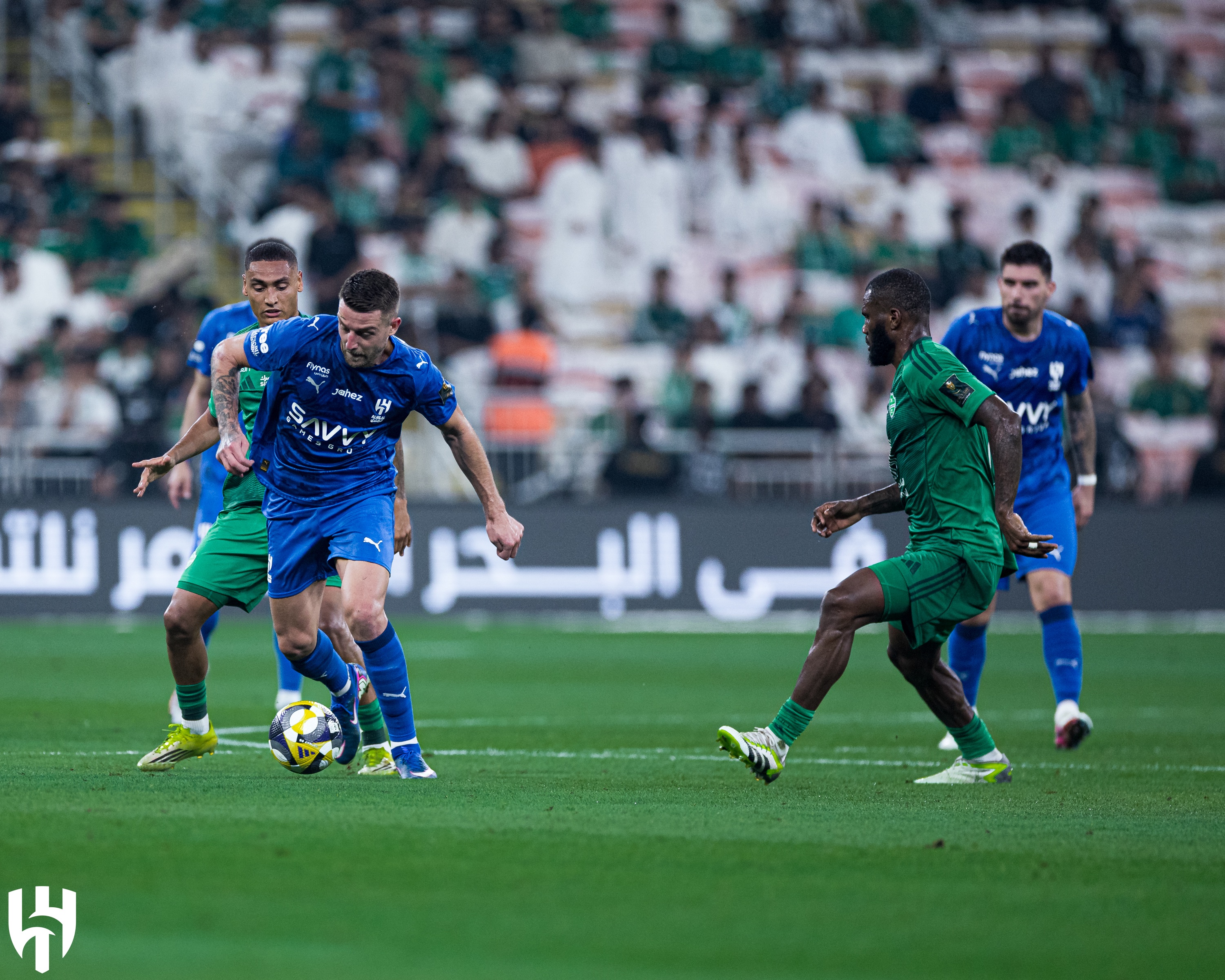 الهلال يتأهل لنهائي كأس الملك