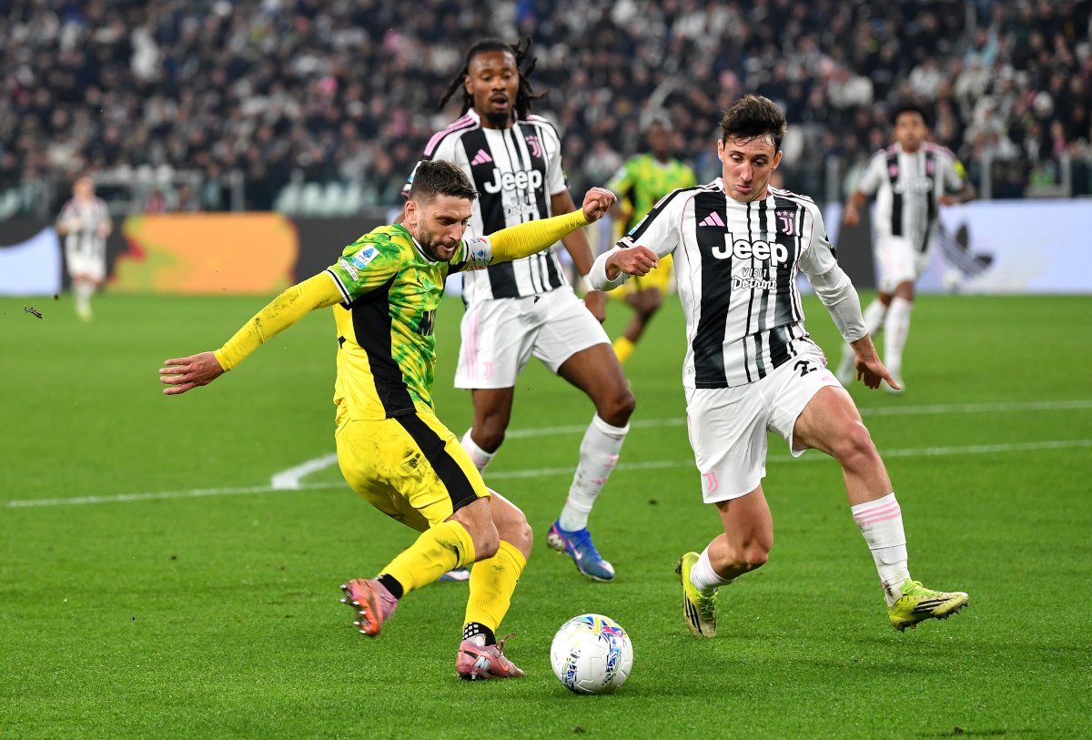 يوفنتوس يتعثر من جديد في الكالتشيو