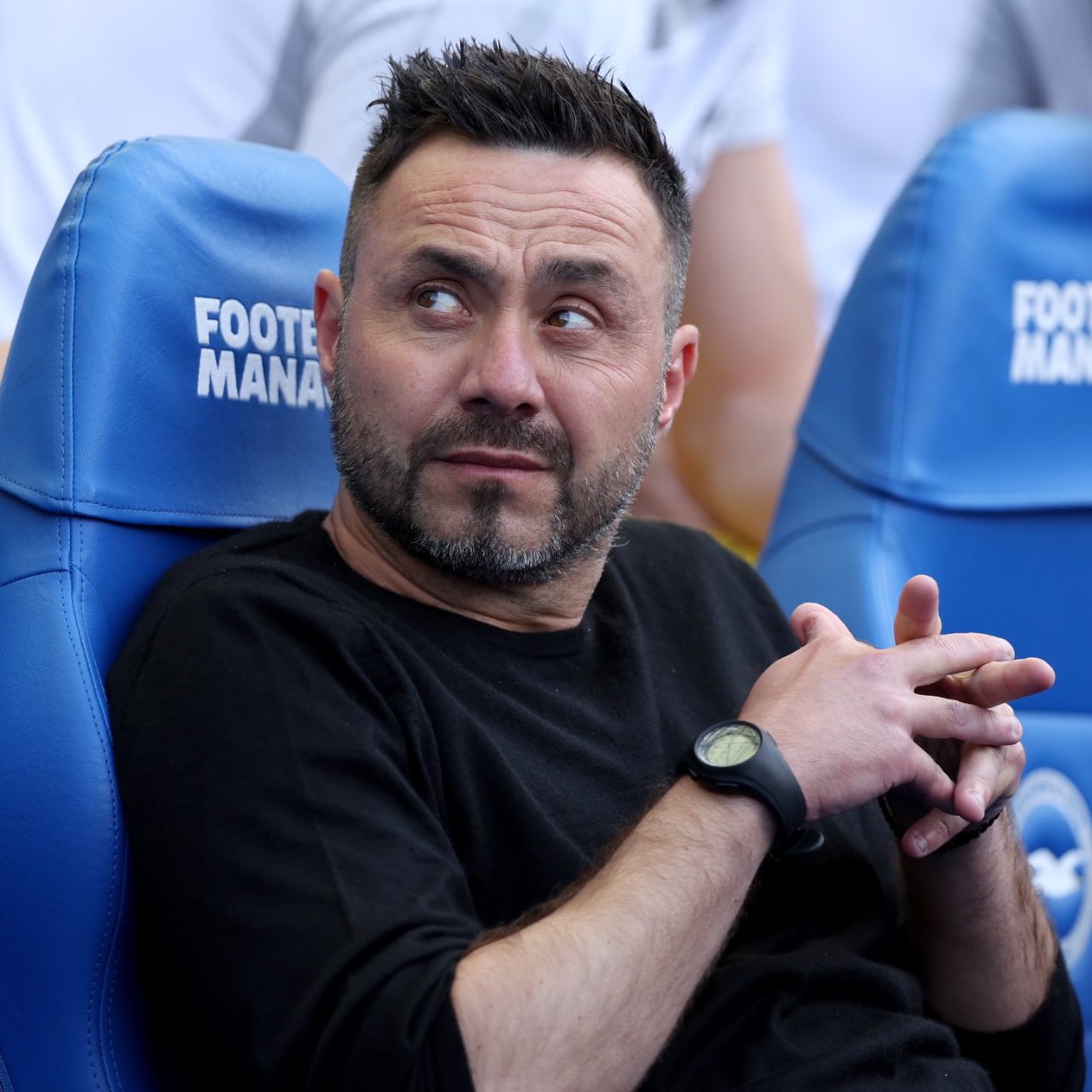 دي زيربي مرشح لقيادة ليفربول