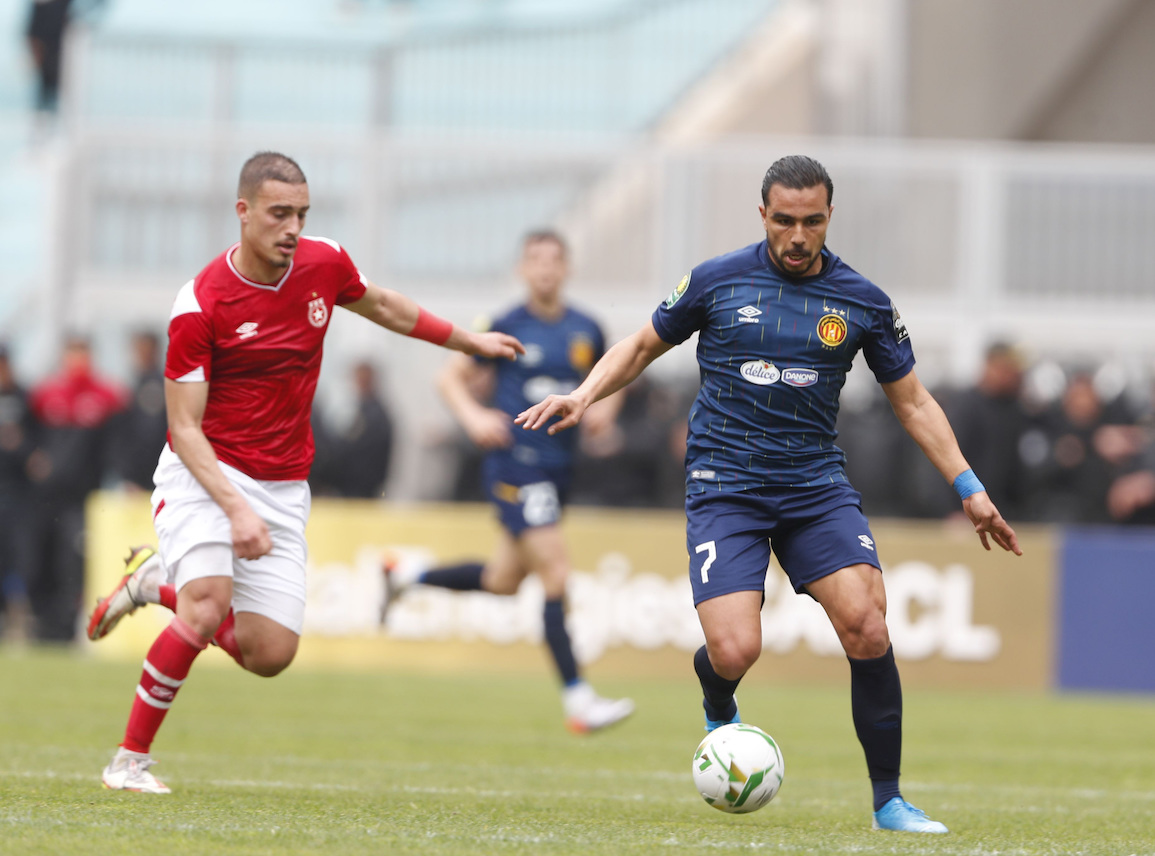 مطالبة بحكم أجنبي لقمة الترجي والنجم!