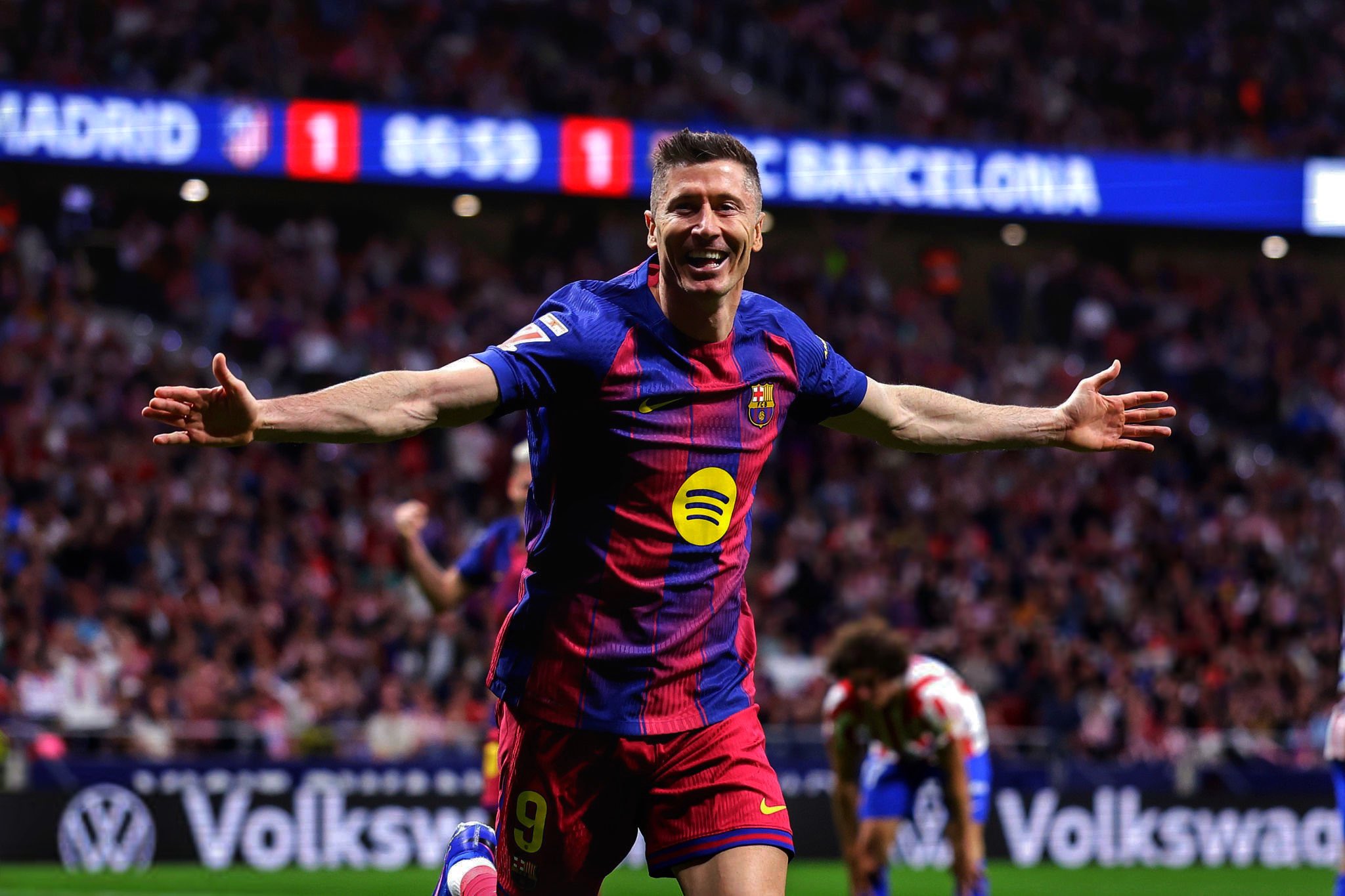 Lewandowski equals Stoichkov