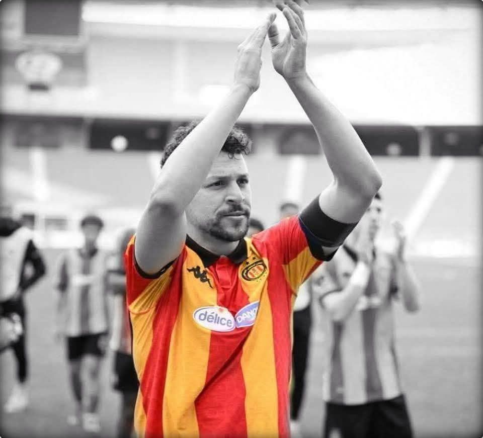 يوسف المساكني يعلن اعتزاله