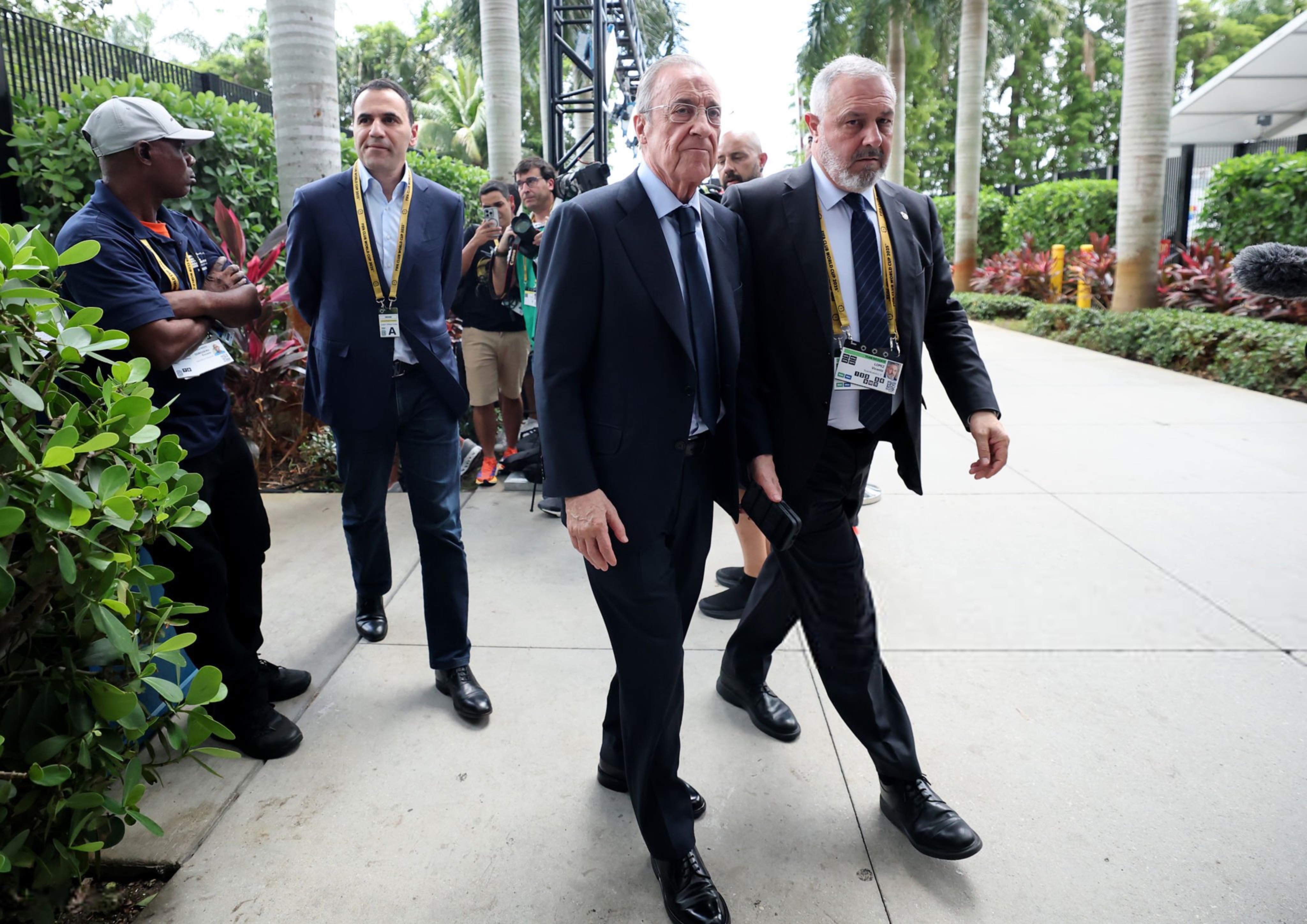 بيريز يضع خطة إنقاذ الريال بعد موسم مخيب