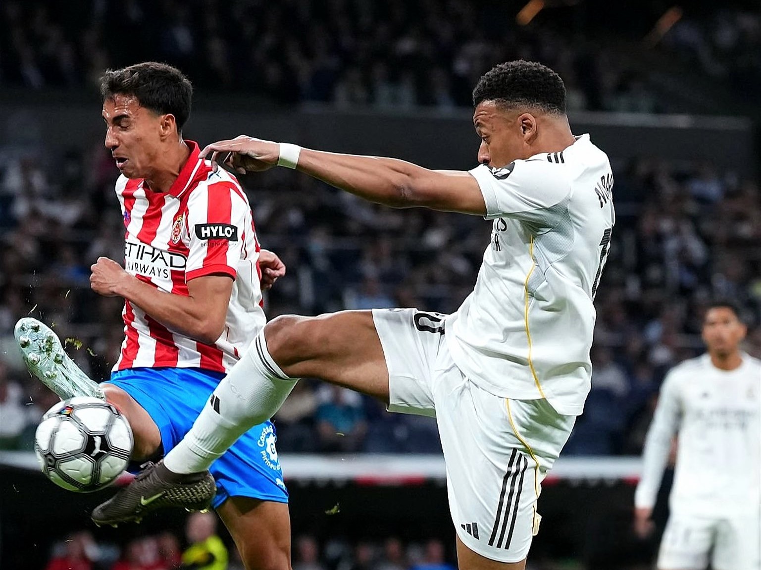 ريال مدريد يتعثر أمام جيرونا بالليجا