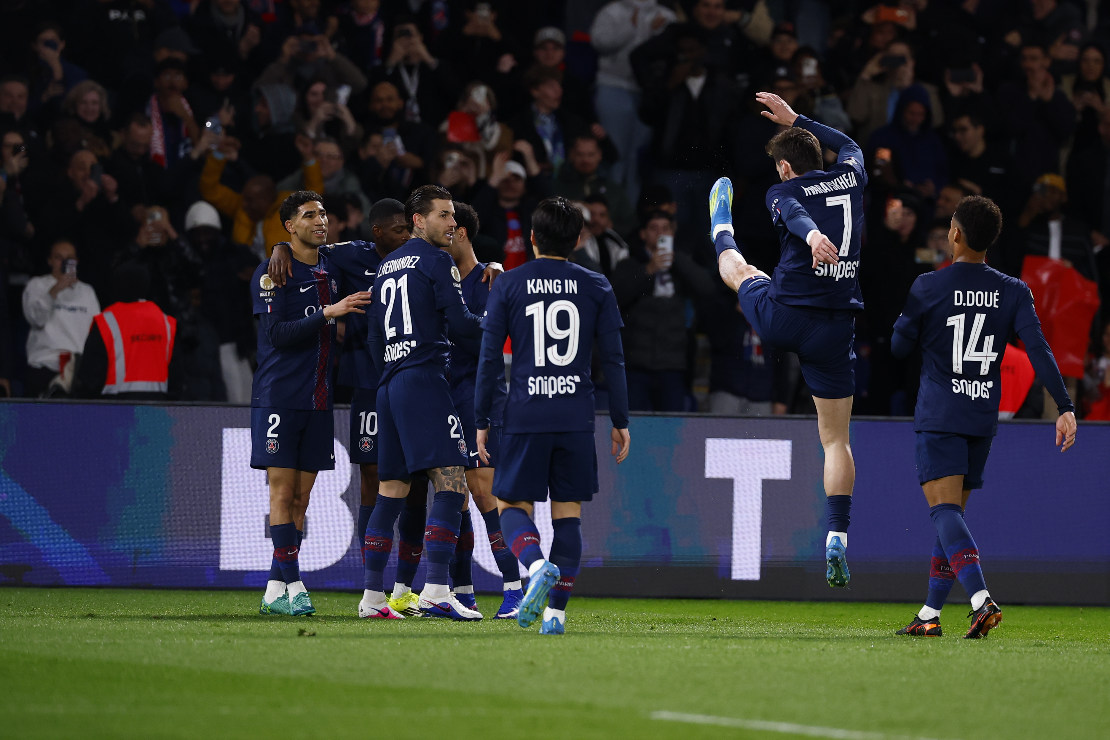 Paris will field their strongest lineup against Liverpool