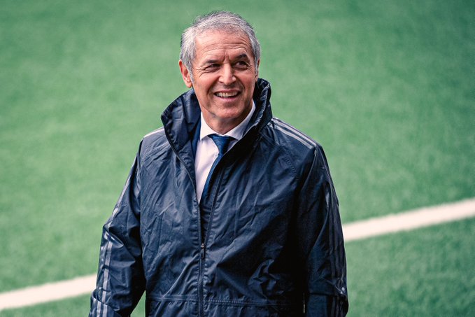 مدرب الأهلي يتولى تدريب زيوريخ السويسري