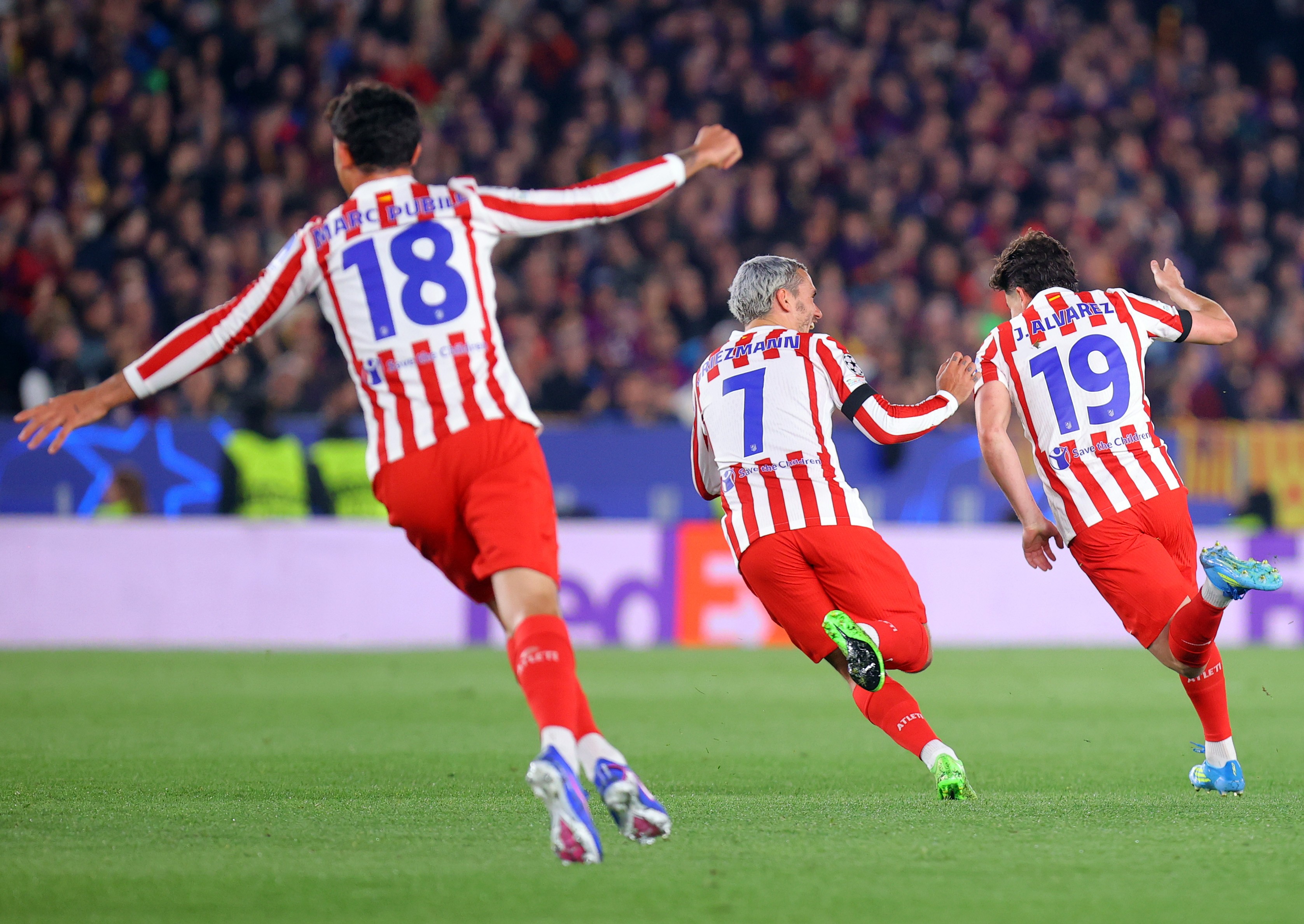 الإحصائيات ترجح كفة أتلتيكو لعبور برشلونة