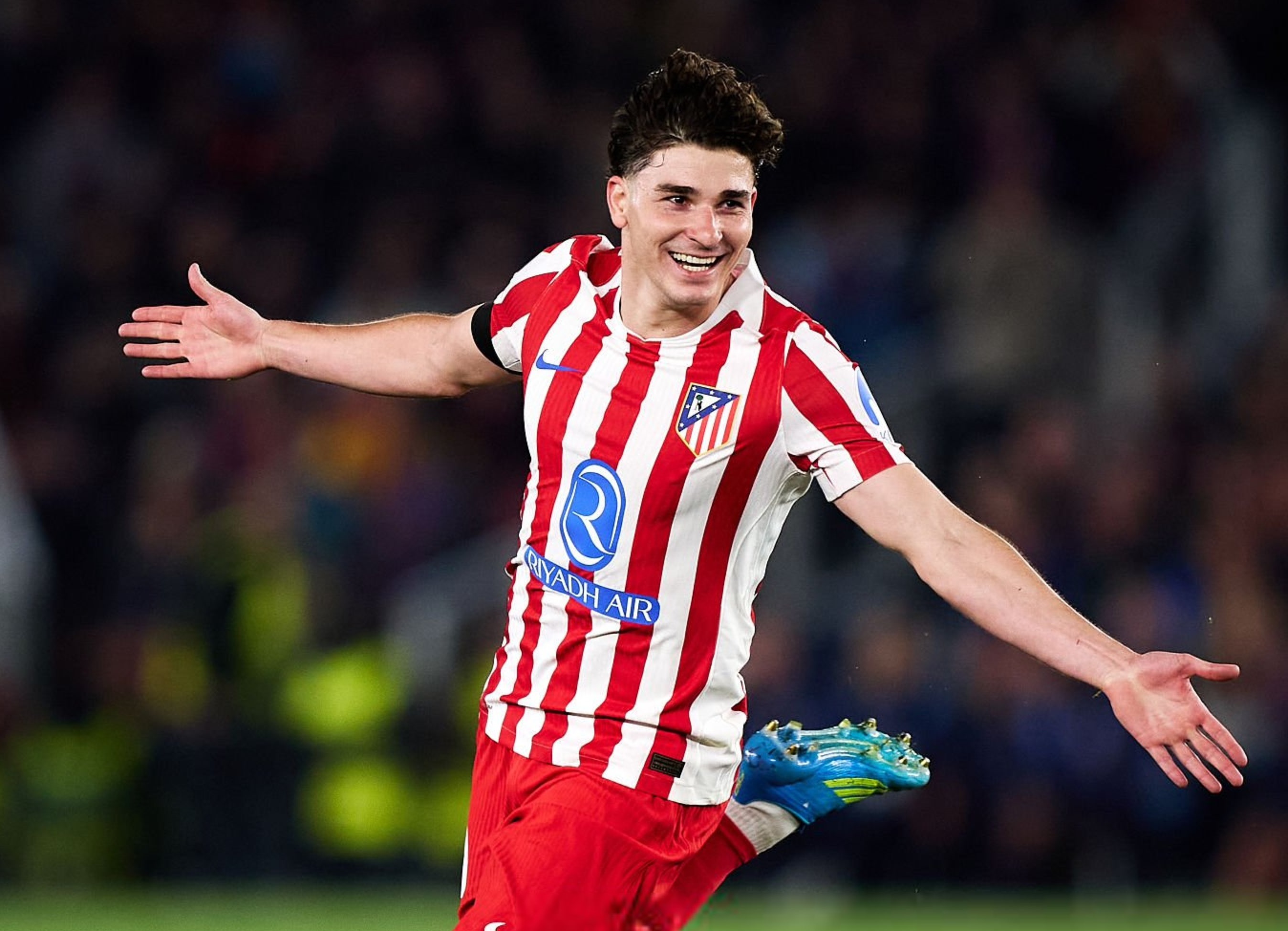 برشلونة يشعل الميركاتو بـ3 صفقات نارية 