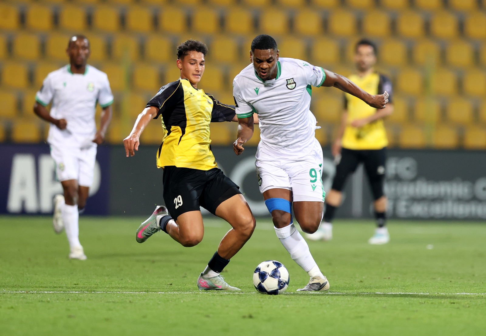 الأهلي يضرب موعدًا مع النصر في آسيا 2