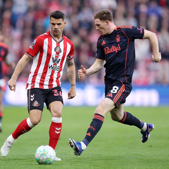 نوتنجهام يكتسح سندرلاند بخماسية