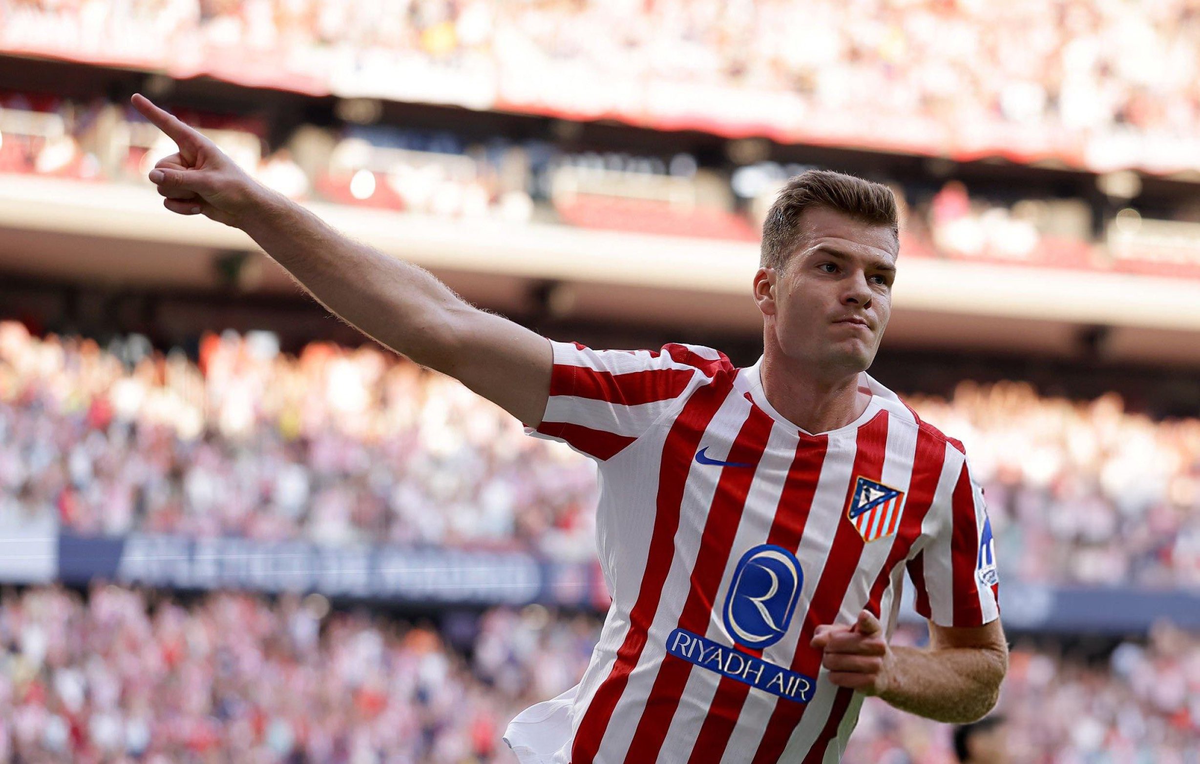 ميلان يخطط لضربة مزدوجة  بالميركاتو الصيفي