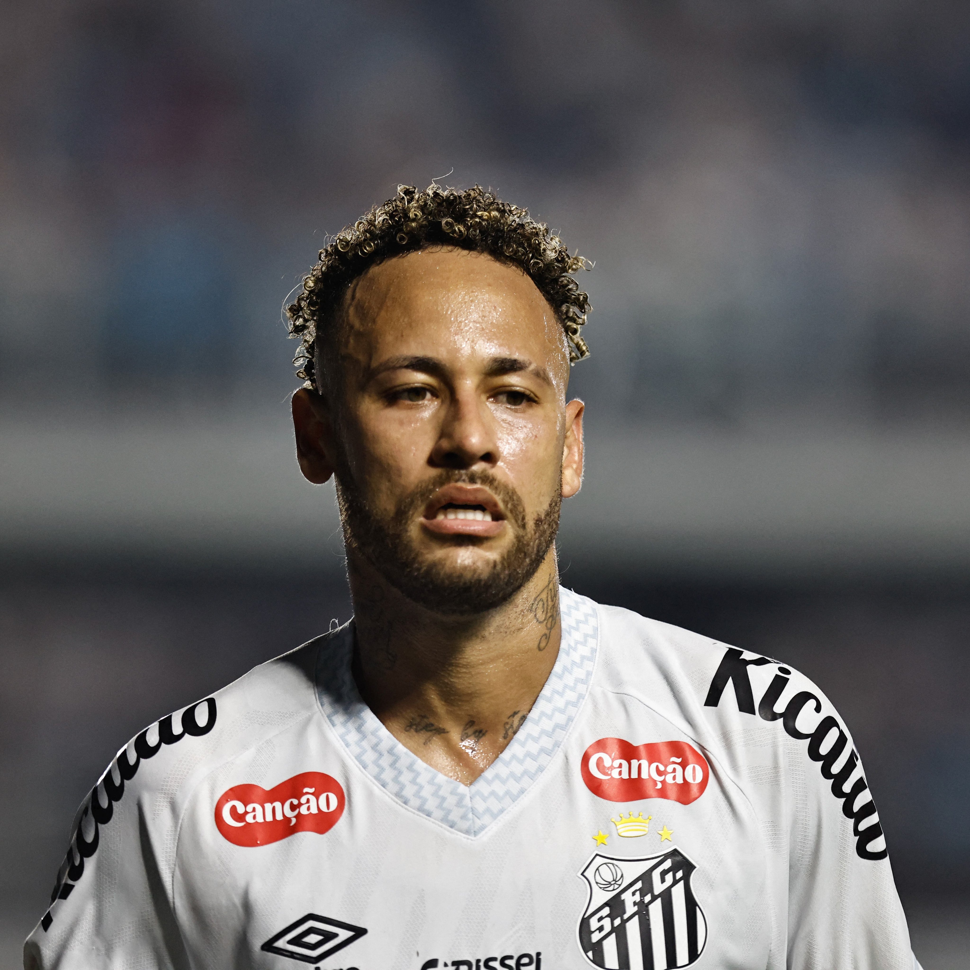 Neymar misses Santos training without explanation