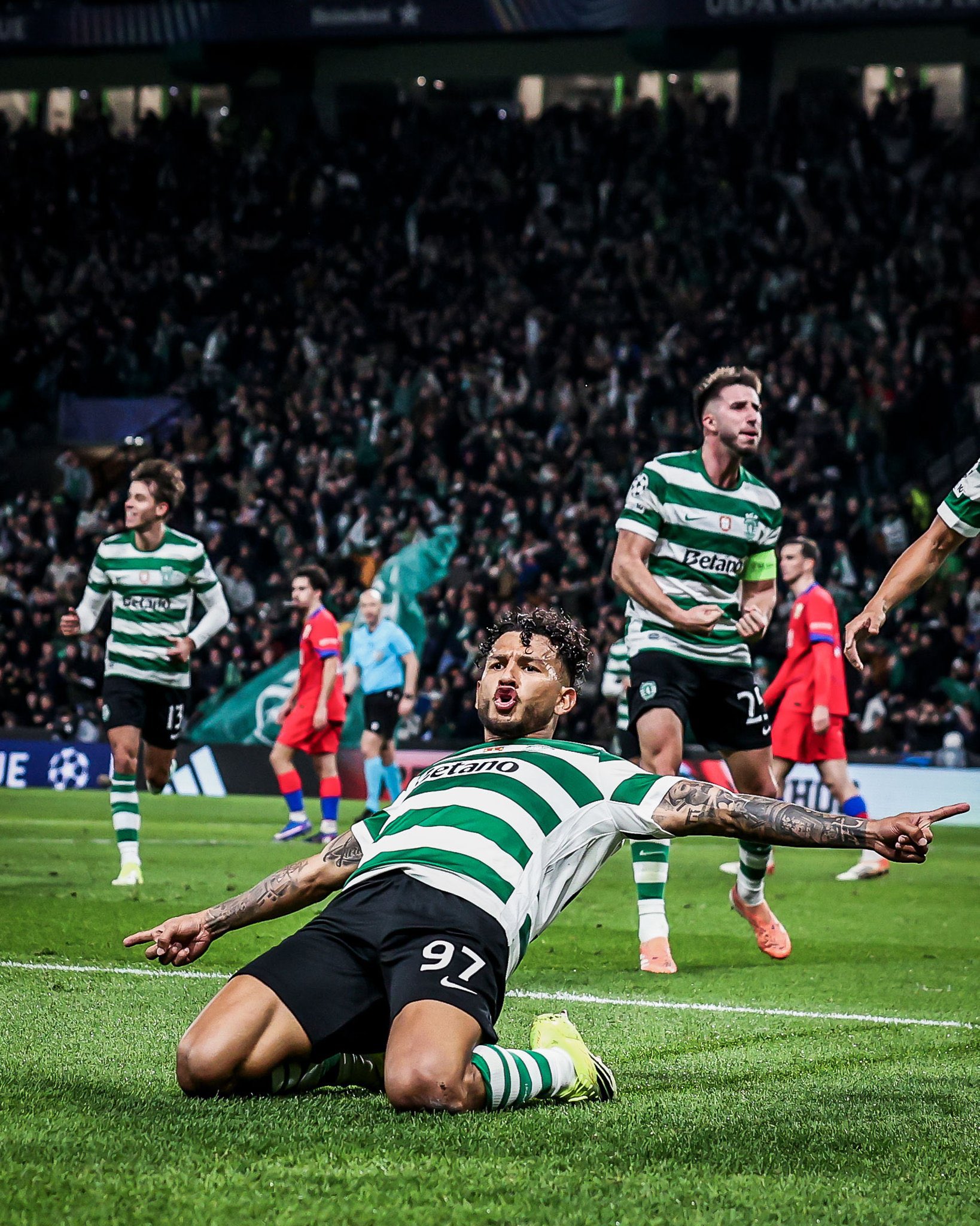 الهلال يزاحم كبار أوروبا على صفقة سواريز