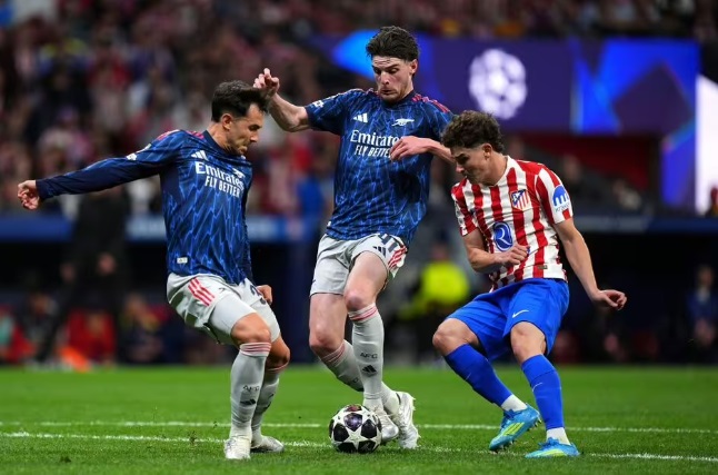 التعادل يحسم قمة أتلتيكو وأرسنال