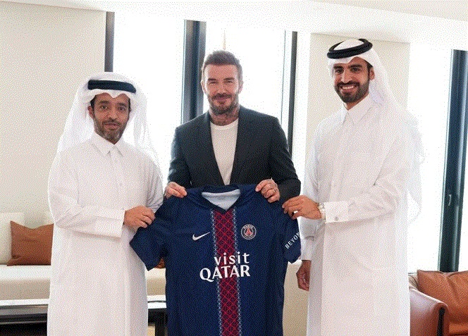 باريس سان جيرمان بقميص Visit Qatar