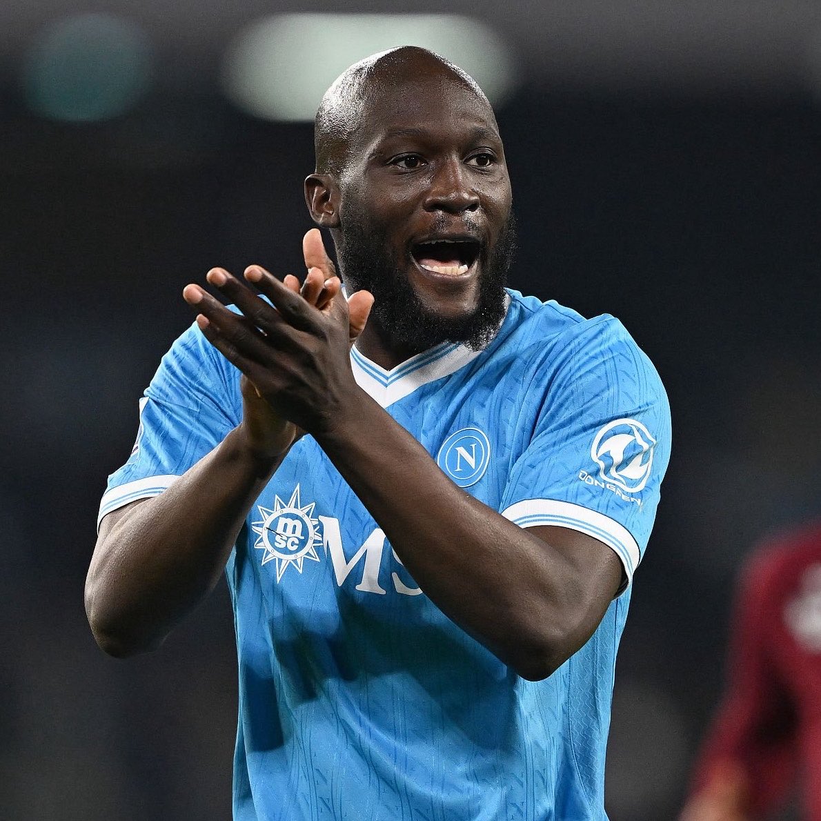 ميلان يخطط لصفقة هجومية مدوية