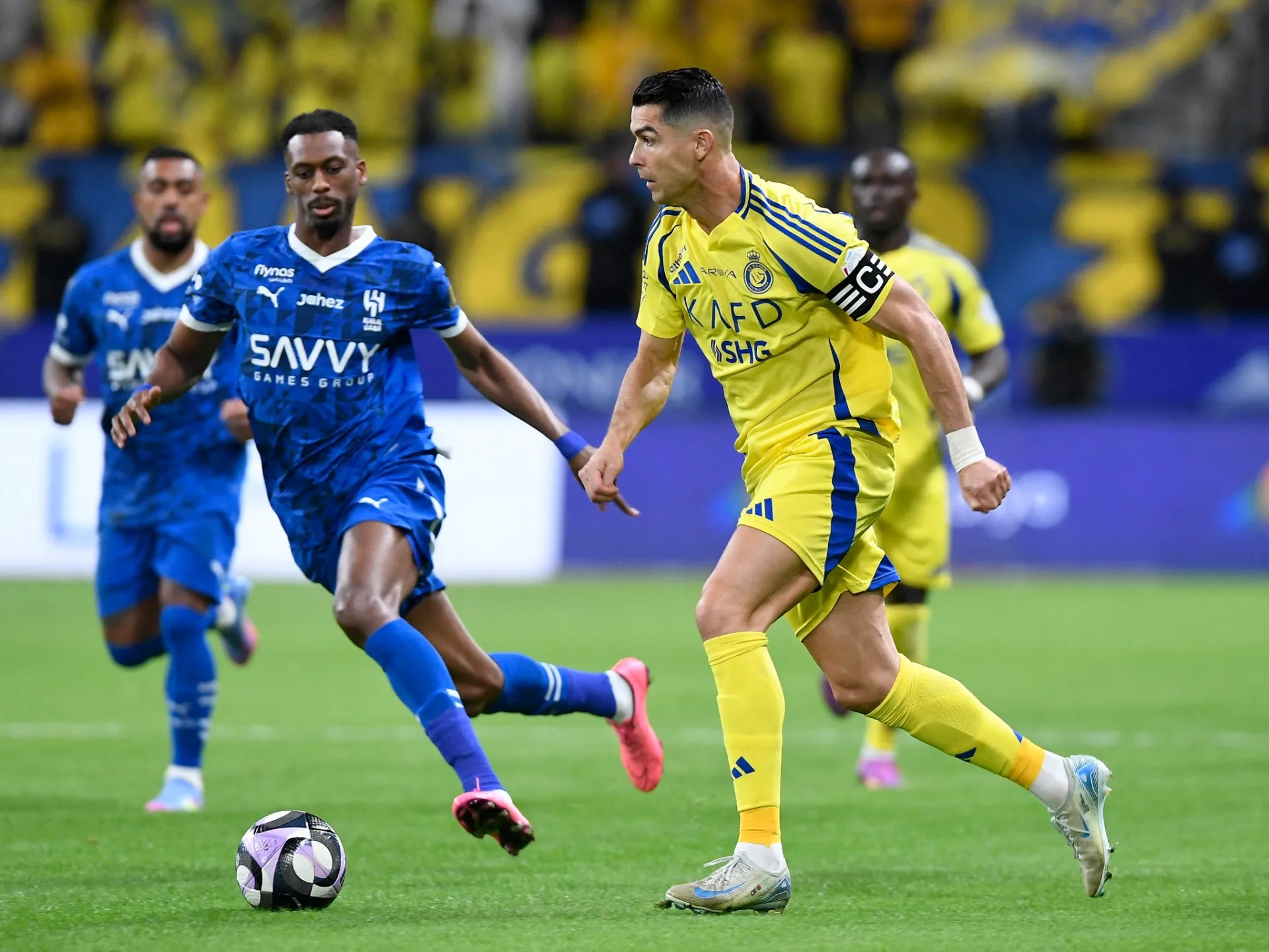 النصر لكسر عقدة الـ1900 يوم أمام الهلال
