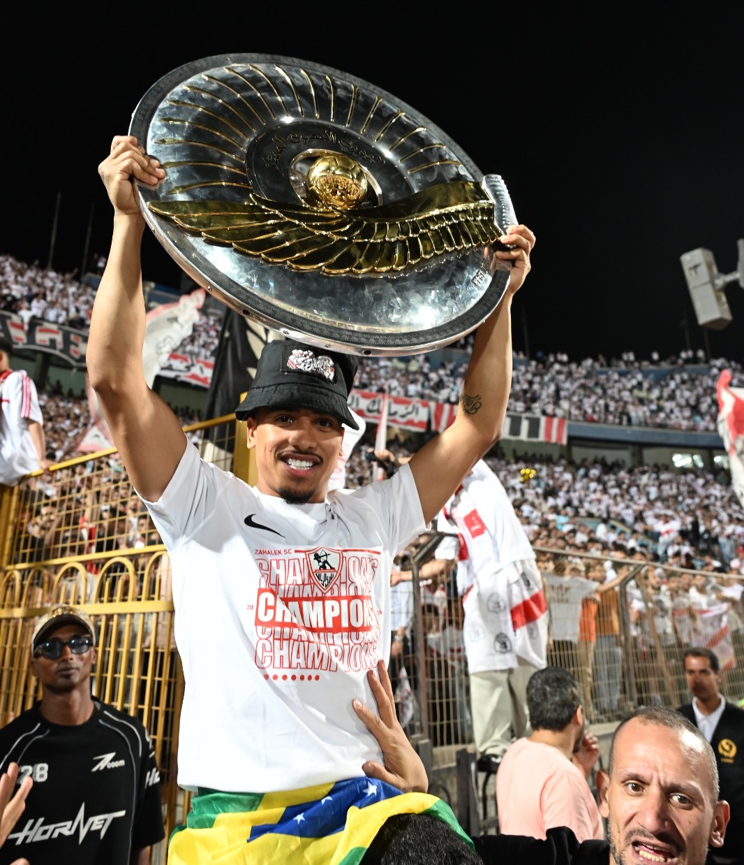 الزمالك يكشف حقيقة هروب البرازيلي بيزيرا