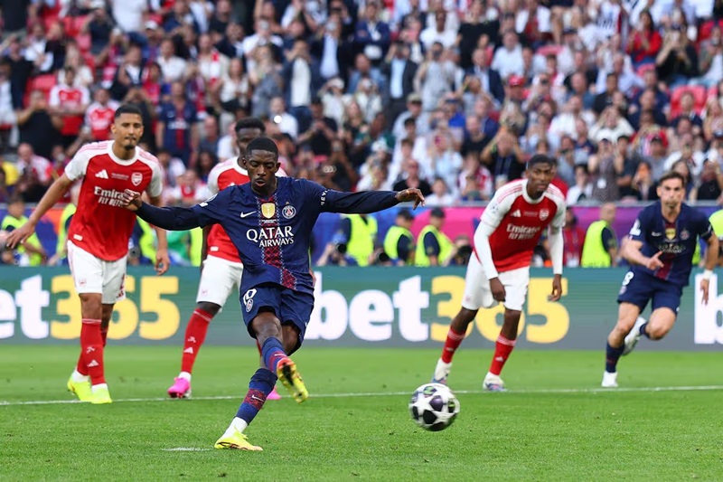 Dembele repeats Messi and Ronaldo's Champions League achievement