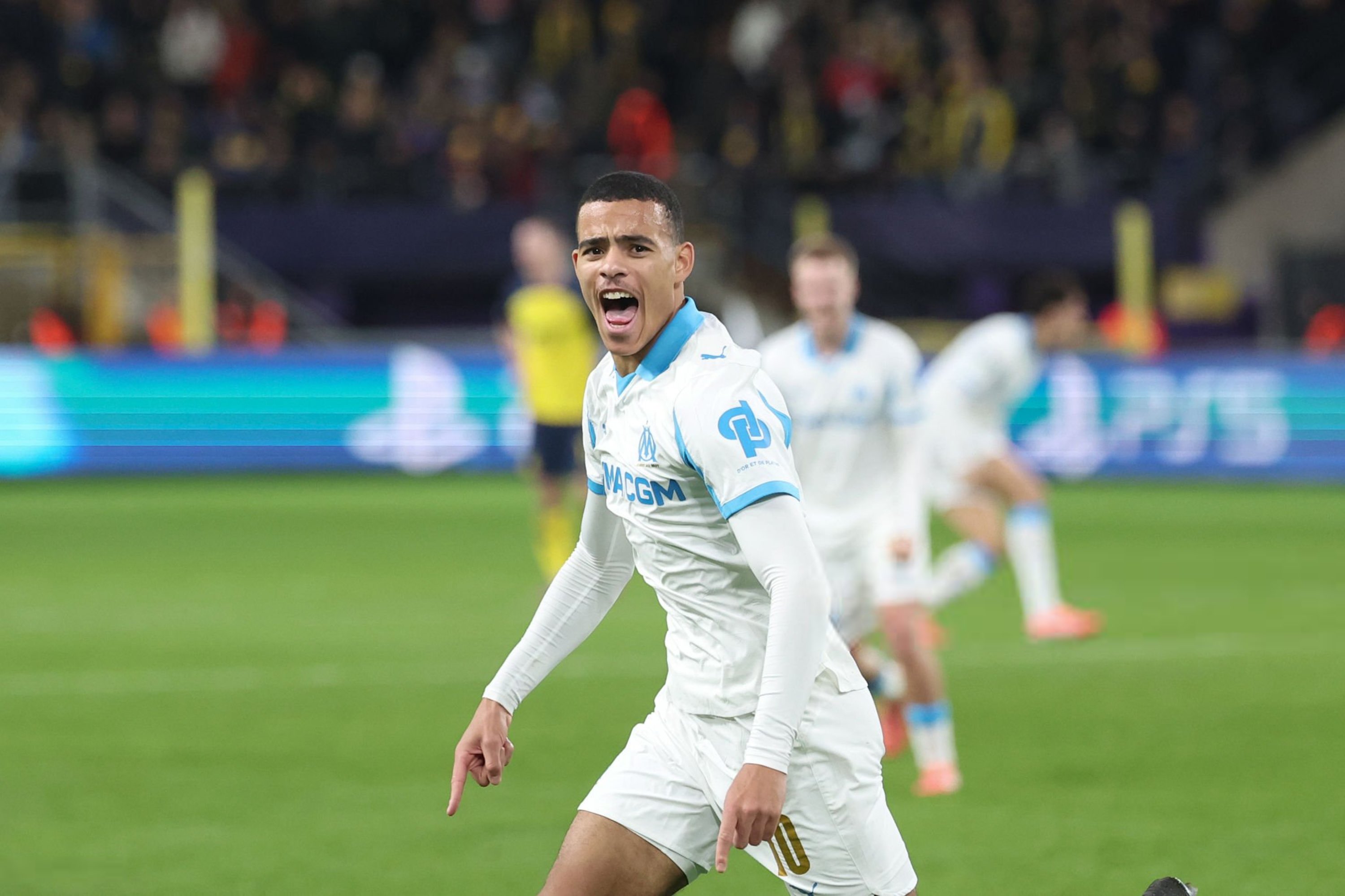 روما يجهز 40 مليون يورو لضم نجم مارسيليا