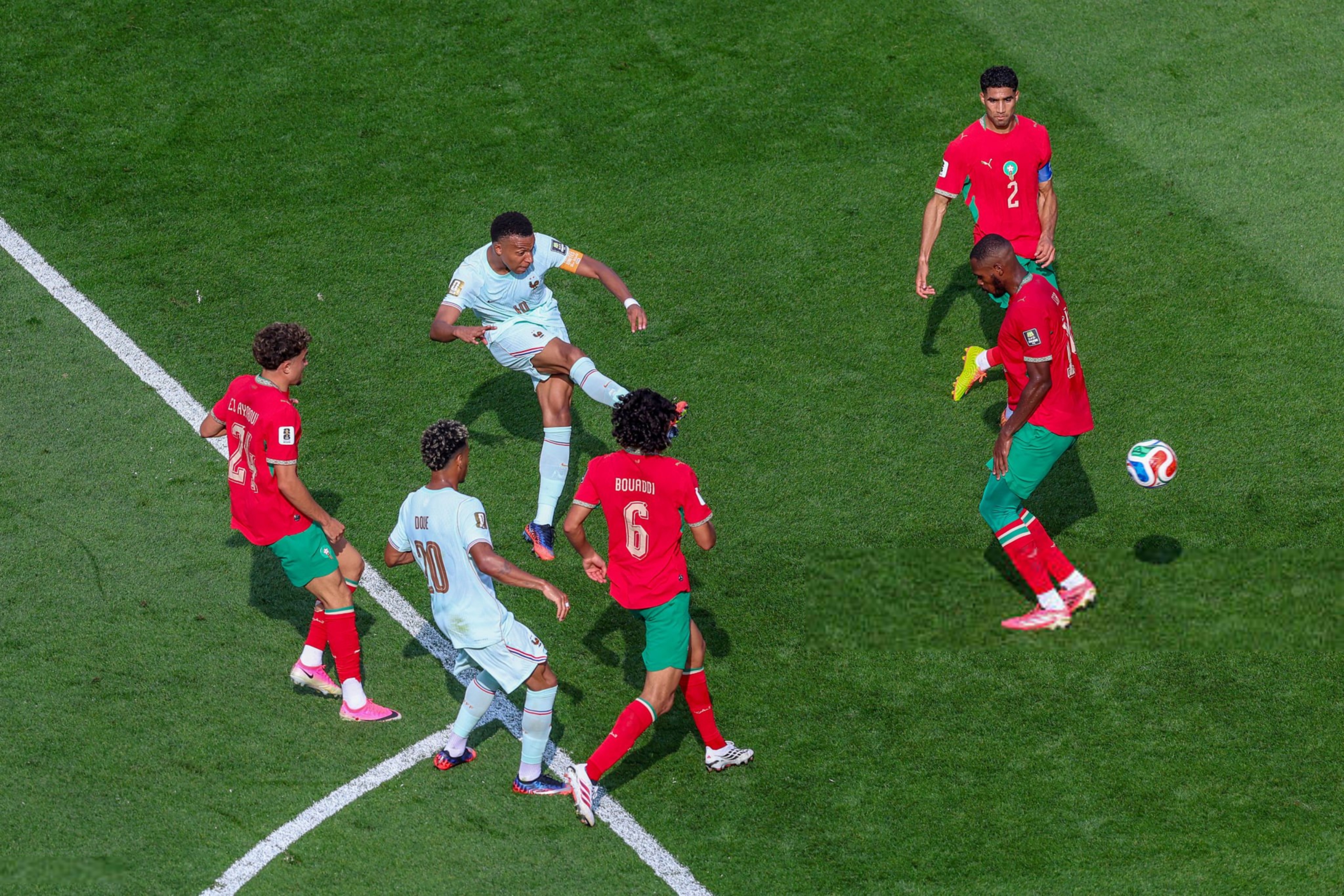فرنسا تعبر المغرب لنصف نهائي المونديال