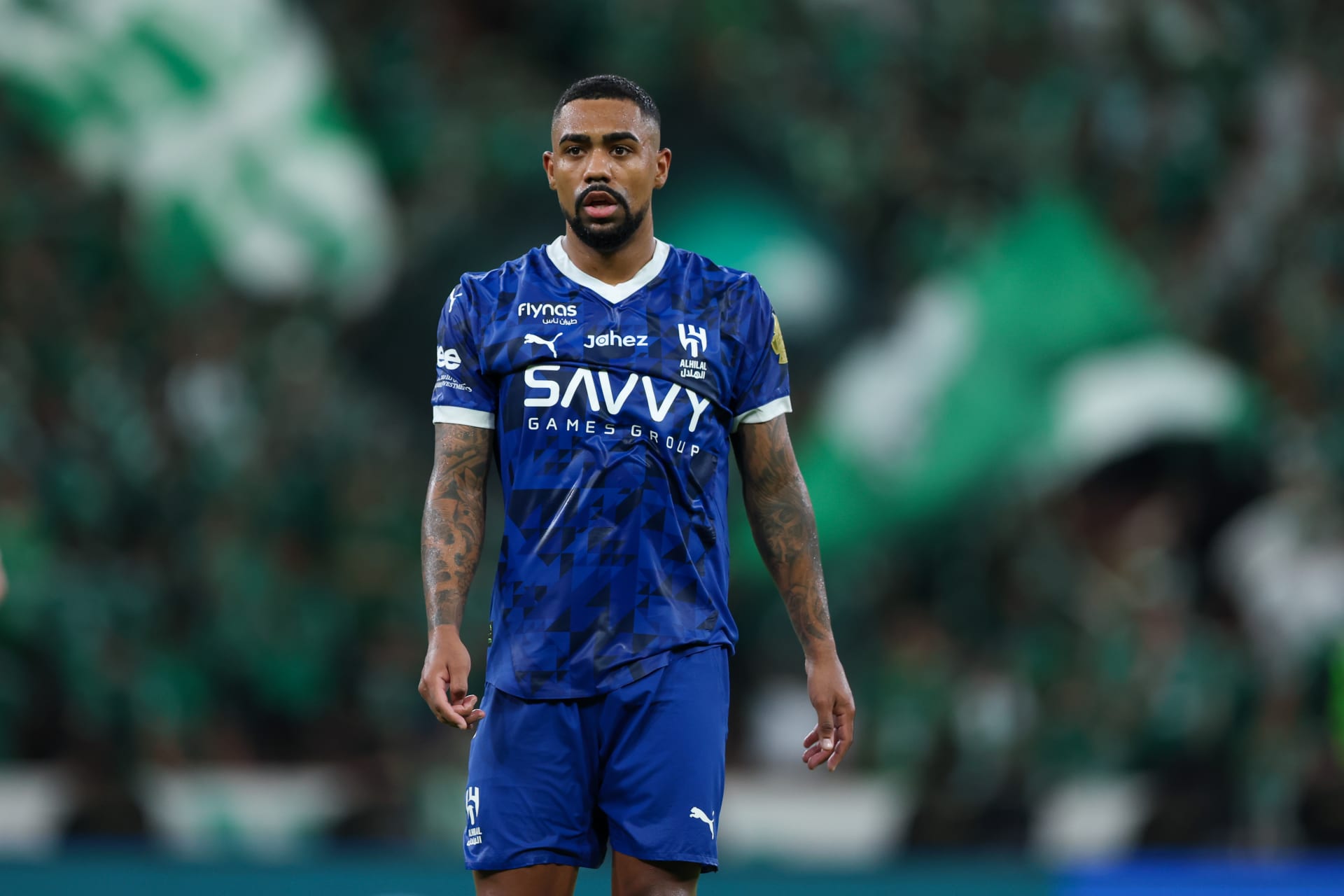 مالكوم يواجه مفترق طرق بعد الهلال