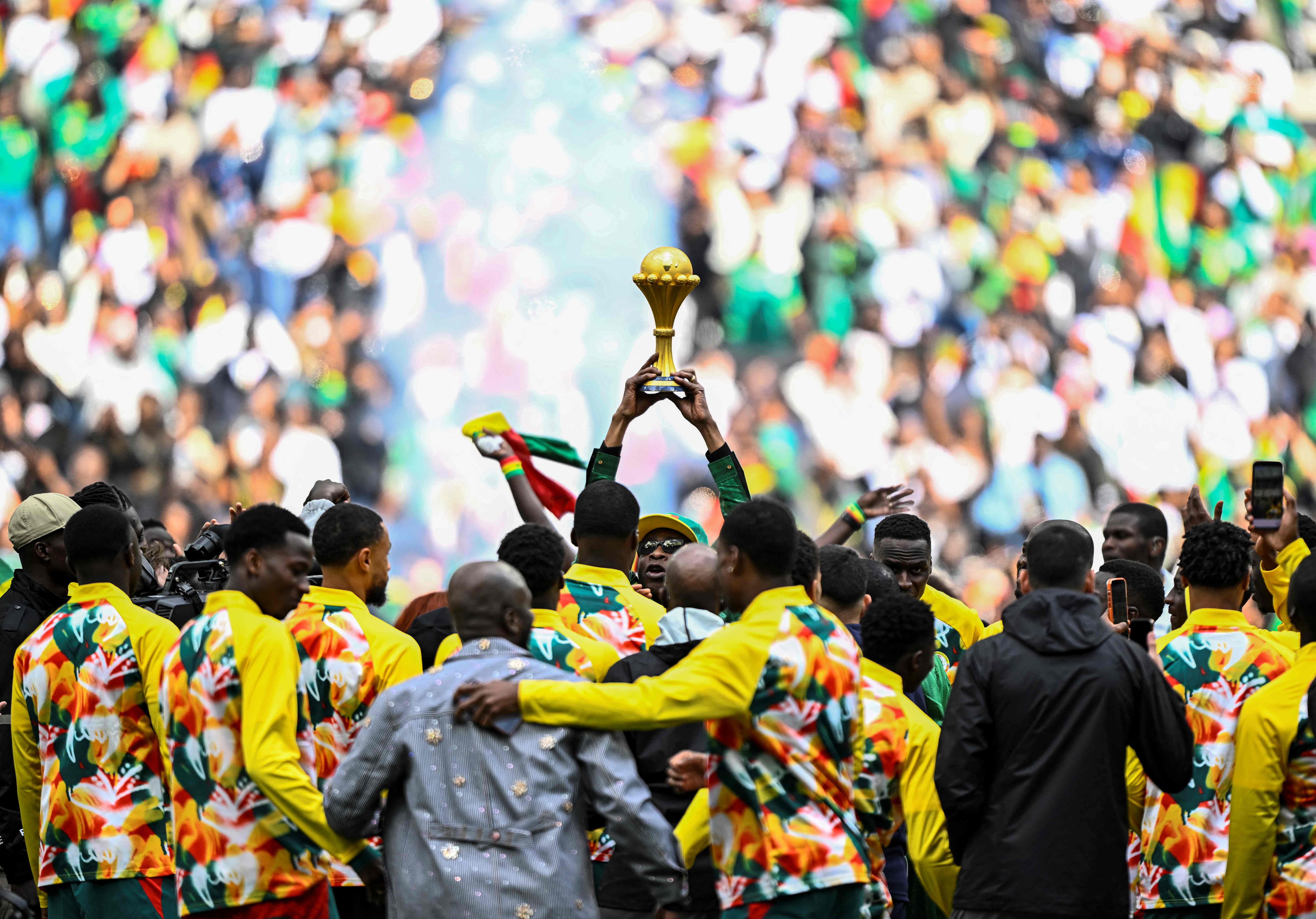 الكاف يفتح حقوق بث أمم أفريقيا المقبلة