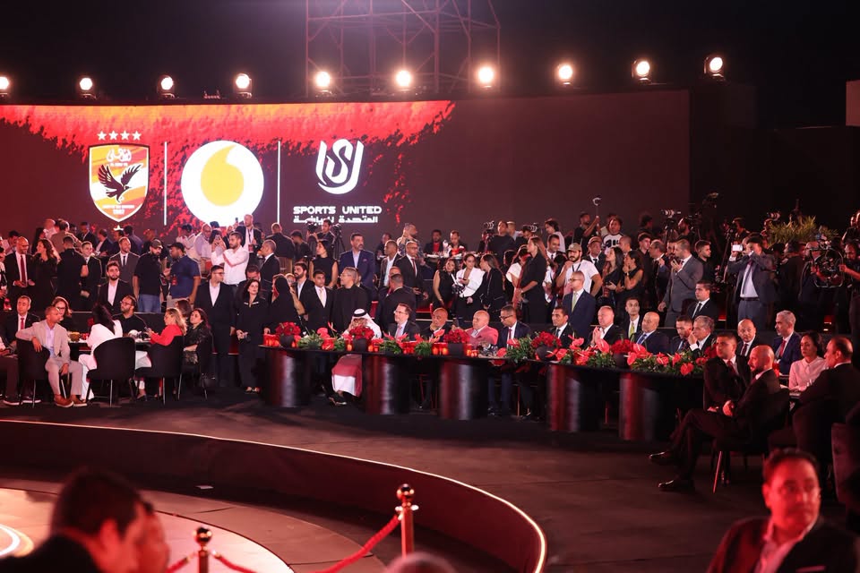 Vodafone ترعى استاد الأهلي المصري
