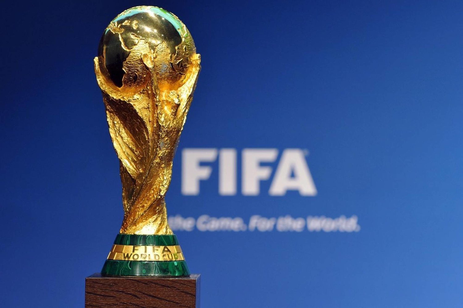 أوروبا تهدد إنفانتينو بمقاطعة بطولات FIFA
