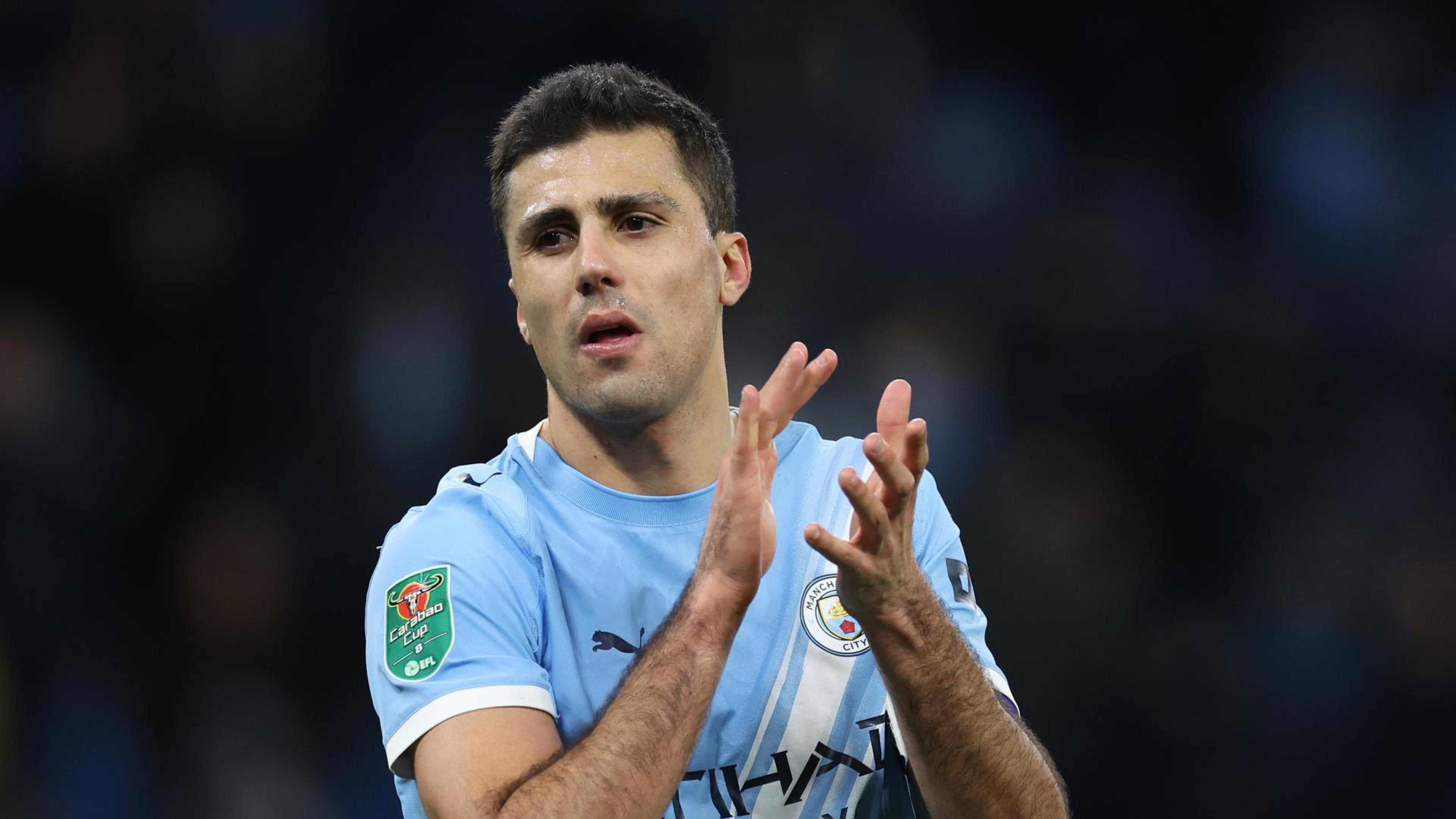 برشلونة يقدم عرضًا جديدًا لضم رودري